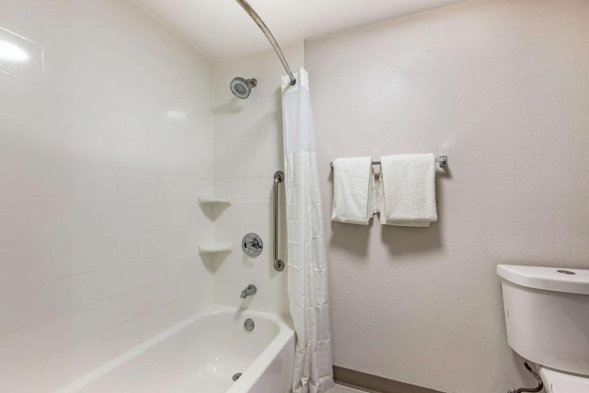 Comfort Inn & Suites Arlington Heights - Buffalo Grove Ngoại thất bức ảnh