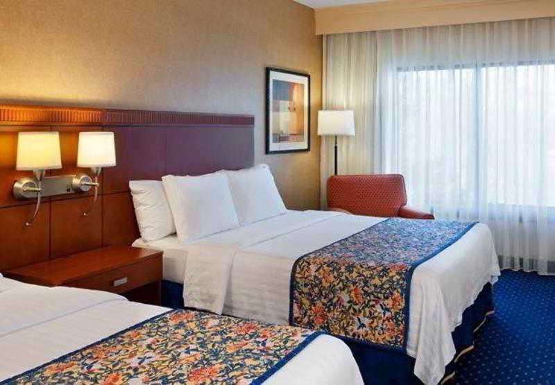 Comfort Inn & Suites Arlington Heights - Buffalo Grove Phòng bức ảnh